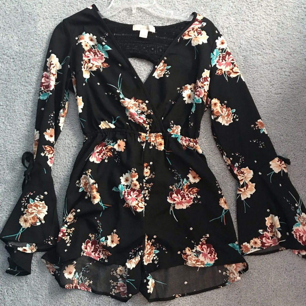 Black floral romper